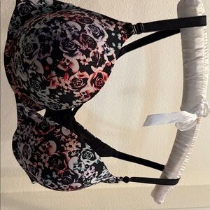 Elegant Floral Black and Pink Bra